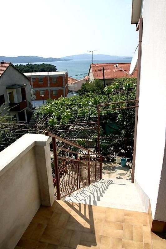 Apartment Pepica Трогир Стая снимка