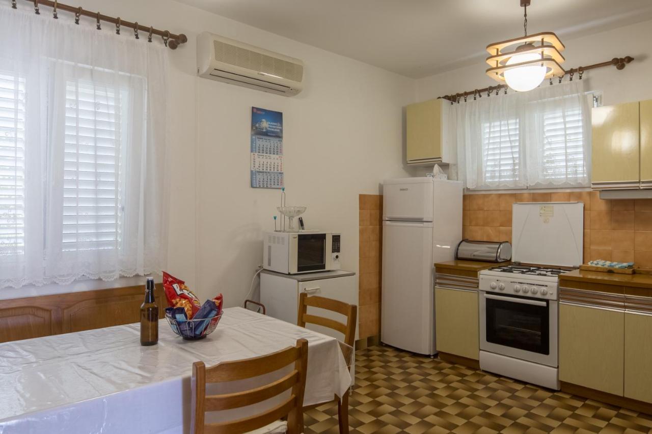 Apartment Pepica Трогир Екстериор снимка