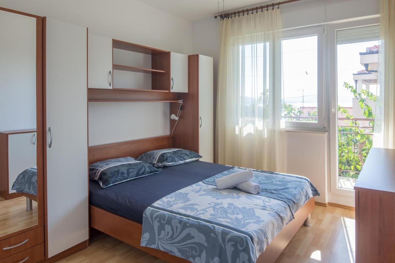 Apartment Pepica Трогир Екстериор снимка