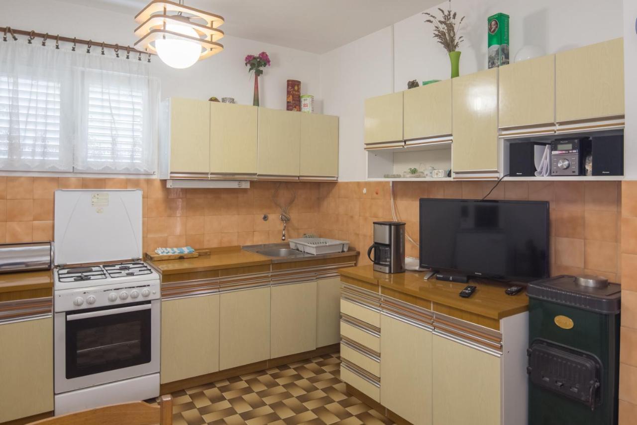 Apartment Pepica Трогир Екстериор снимка
