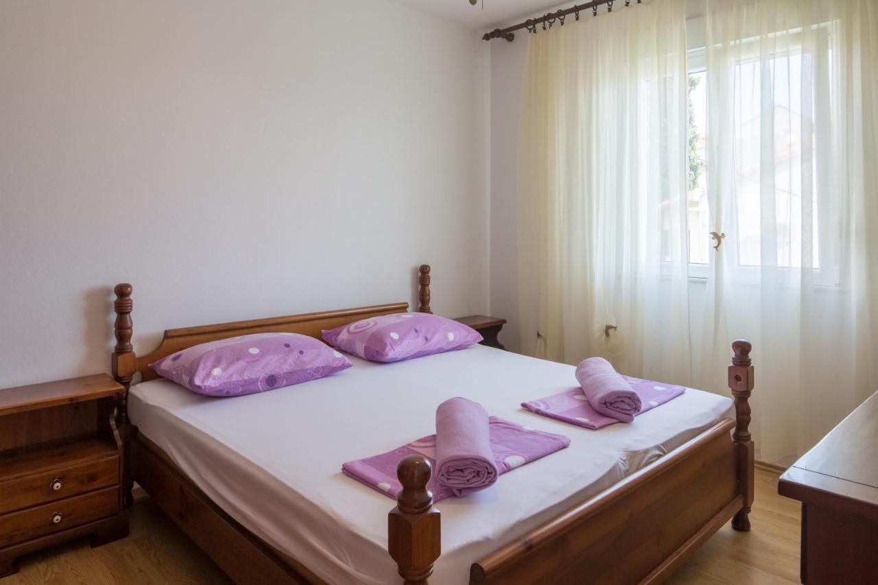 Apartment Pepica Трогир Екстериор снимка