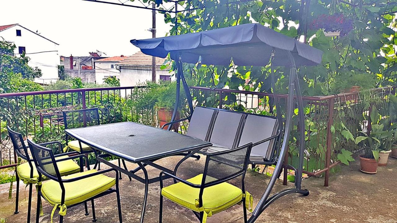 Apartment Pepica Трогир Екстериор снимка